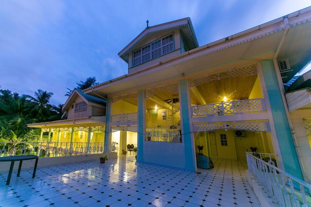 Palm Beach Hotel Grand Anse  Eksteriør billede