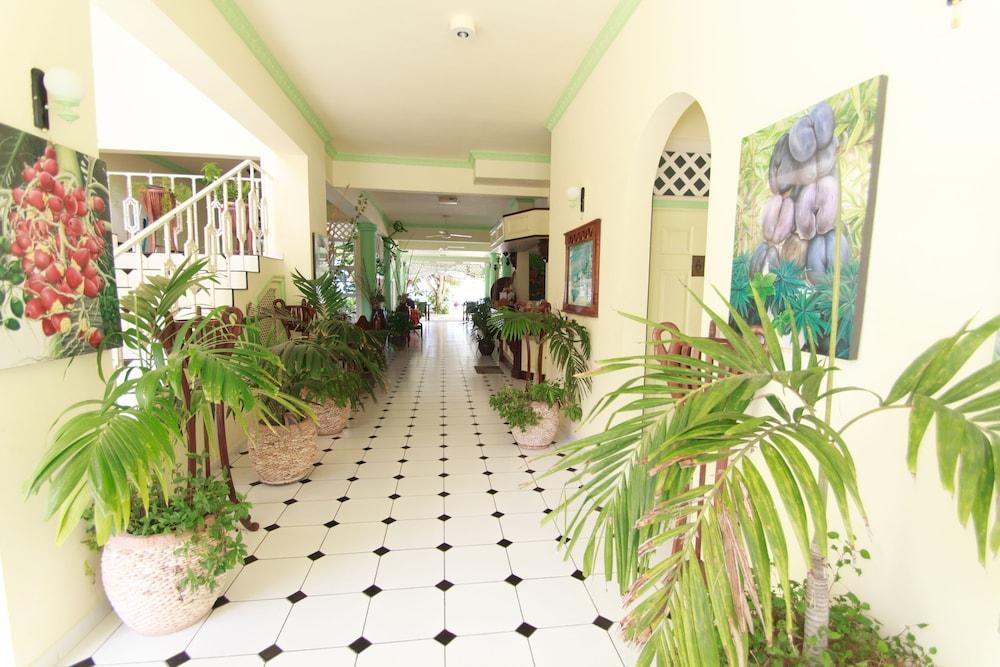 Palm Beach Hotel Grand Anse  Eksteriør billede