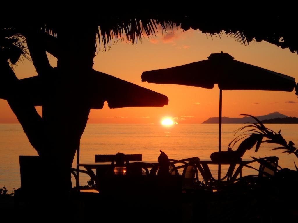 Palm Beach Hotel Grand Anse  Eksteriør billede